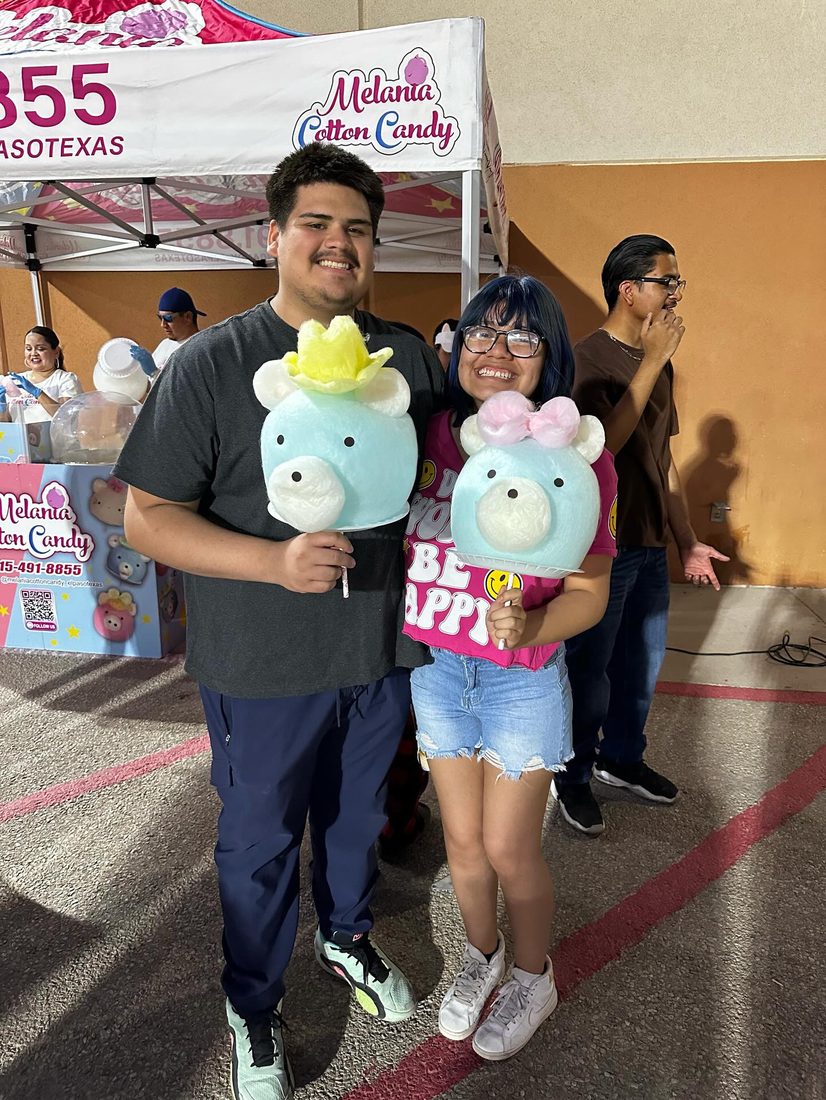 Melania Cotton Candy &ndash; Family fun, sweet moments